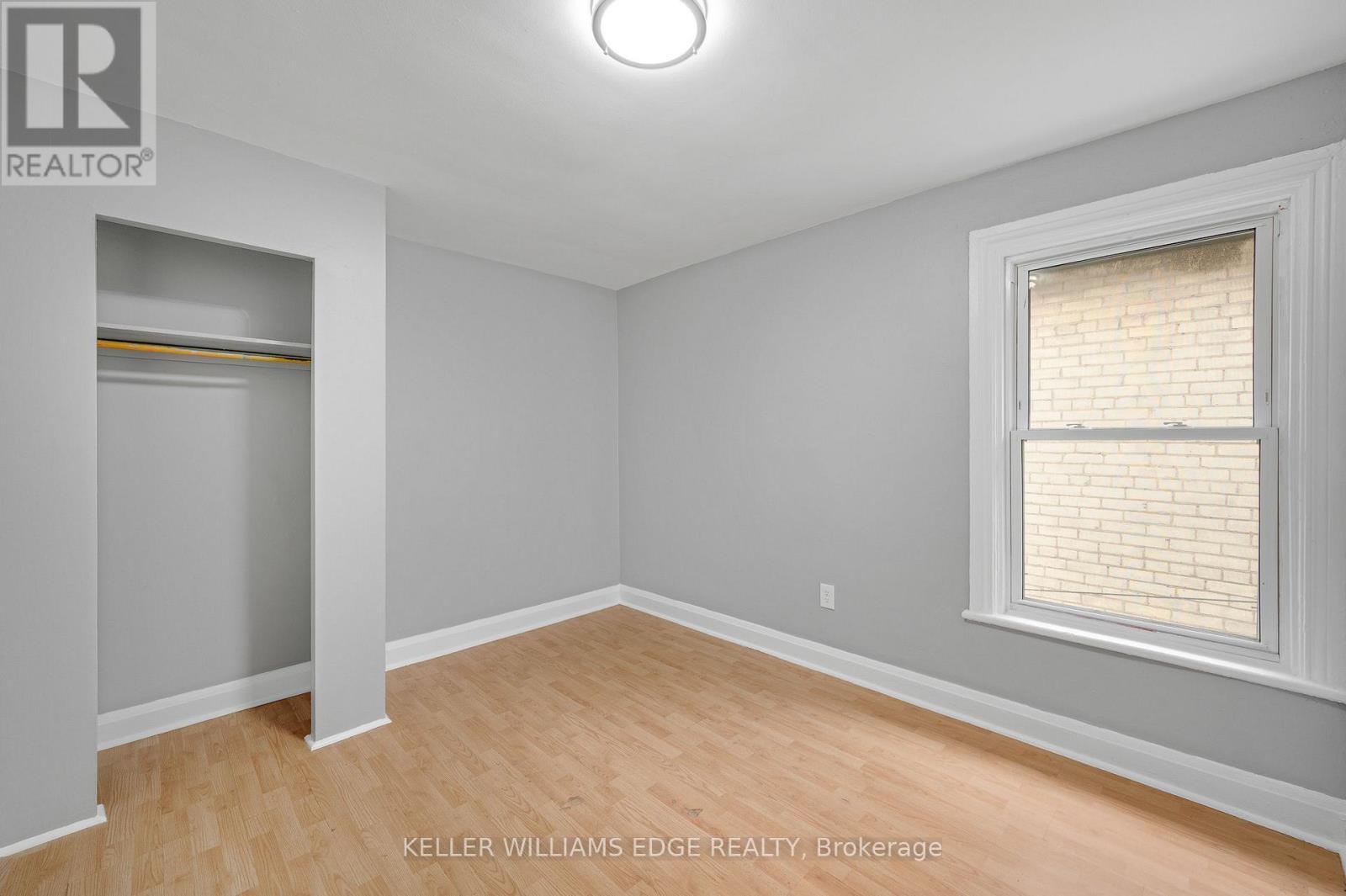 211 Wentworth Street N, Hamilton, ON