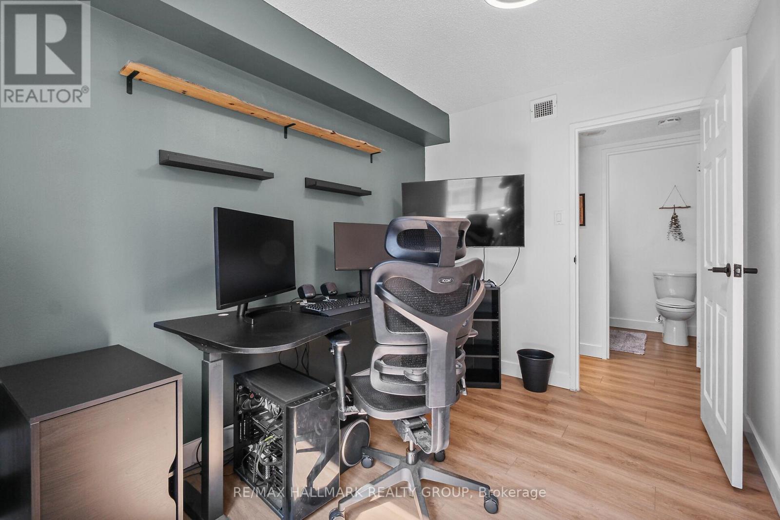 604 - 199 Kent Street, Ottawa, ON
