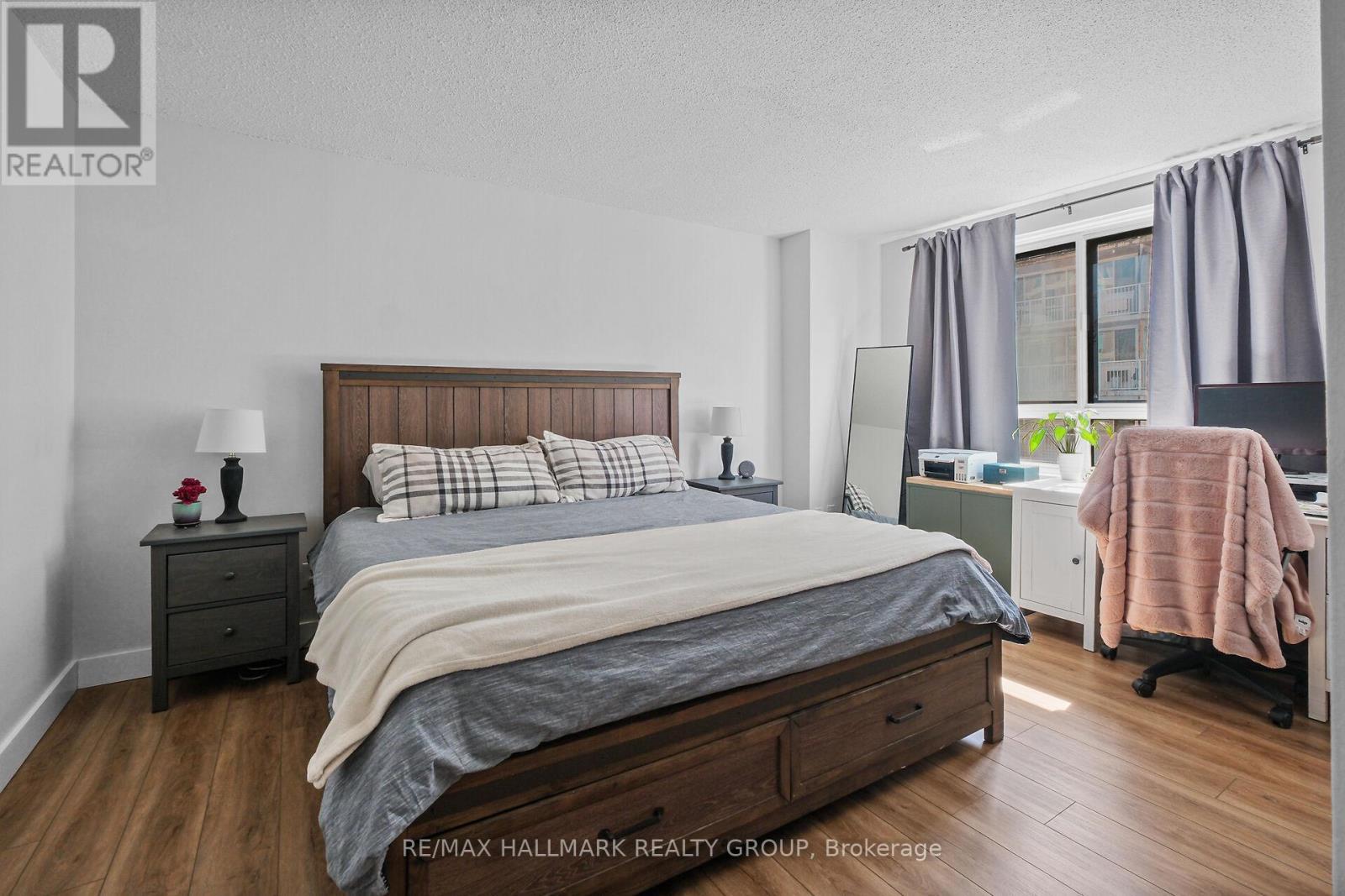 604 - 199 Kent Street, Ottawa, ON