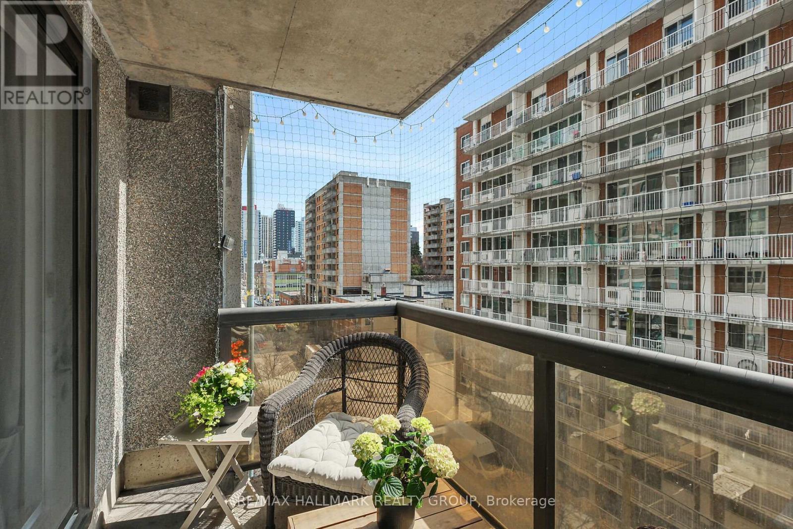 604 - 199 Kent Street, Ottawa, ON