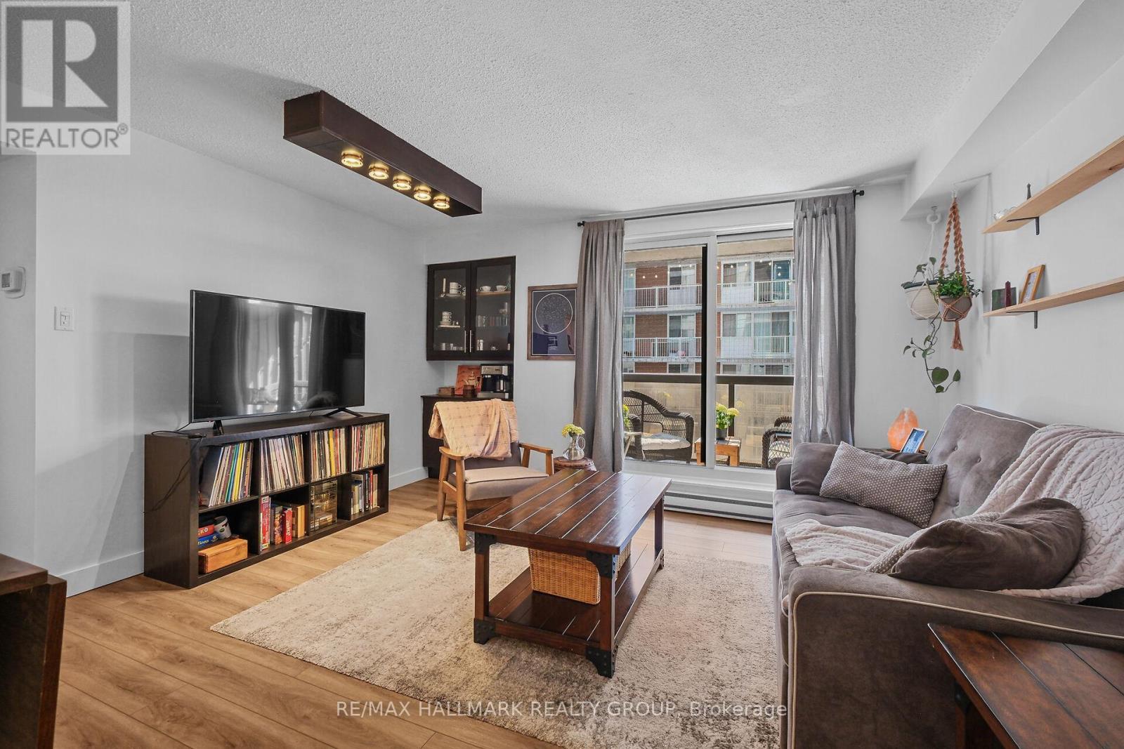 604 - 199 Kent Street, Ottawa, ON
