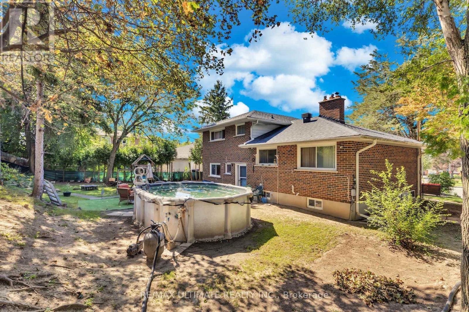 12 Petal Court, Toronto, ON