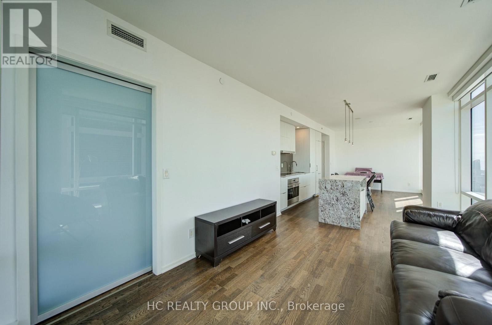 6209 - 1 Bloor Street E, Toronto, ON