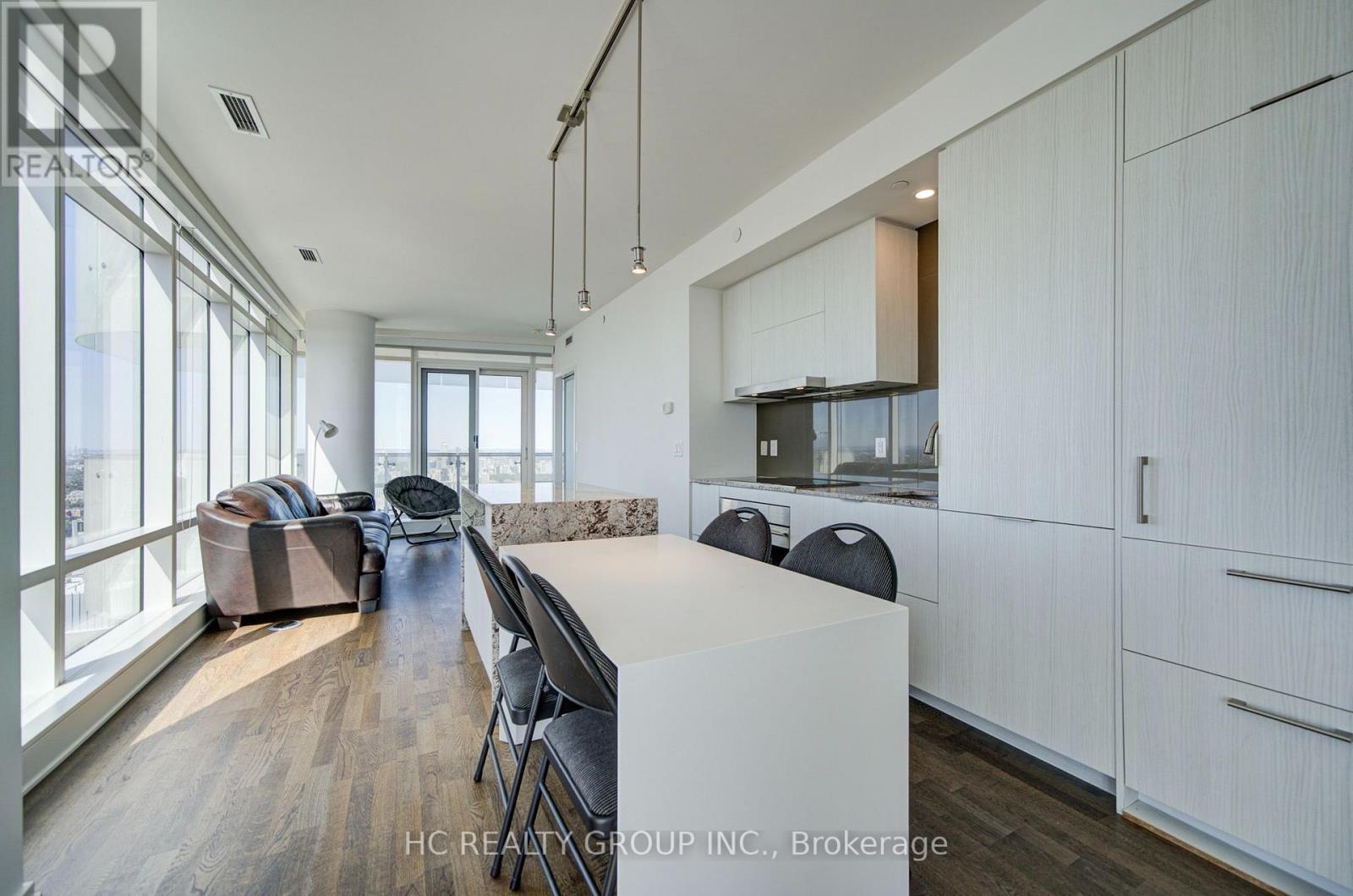 6209 - 1 Bloor Street E, Toronto, ON