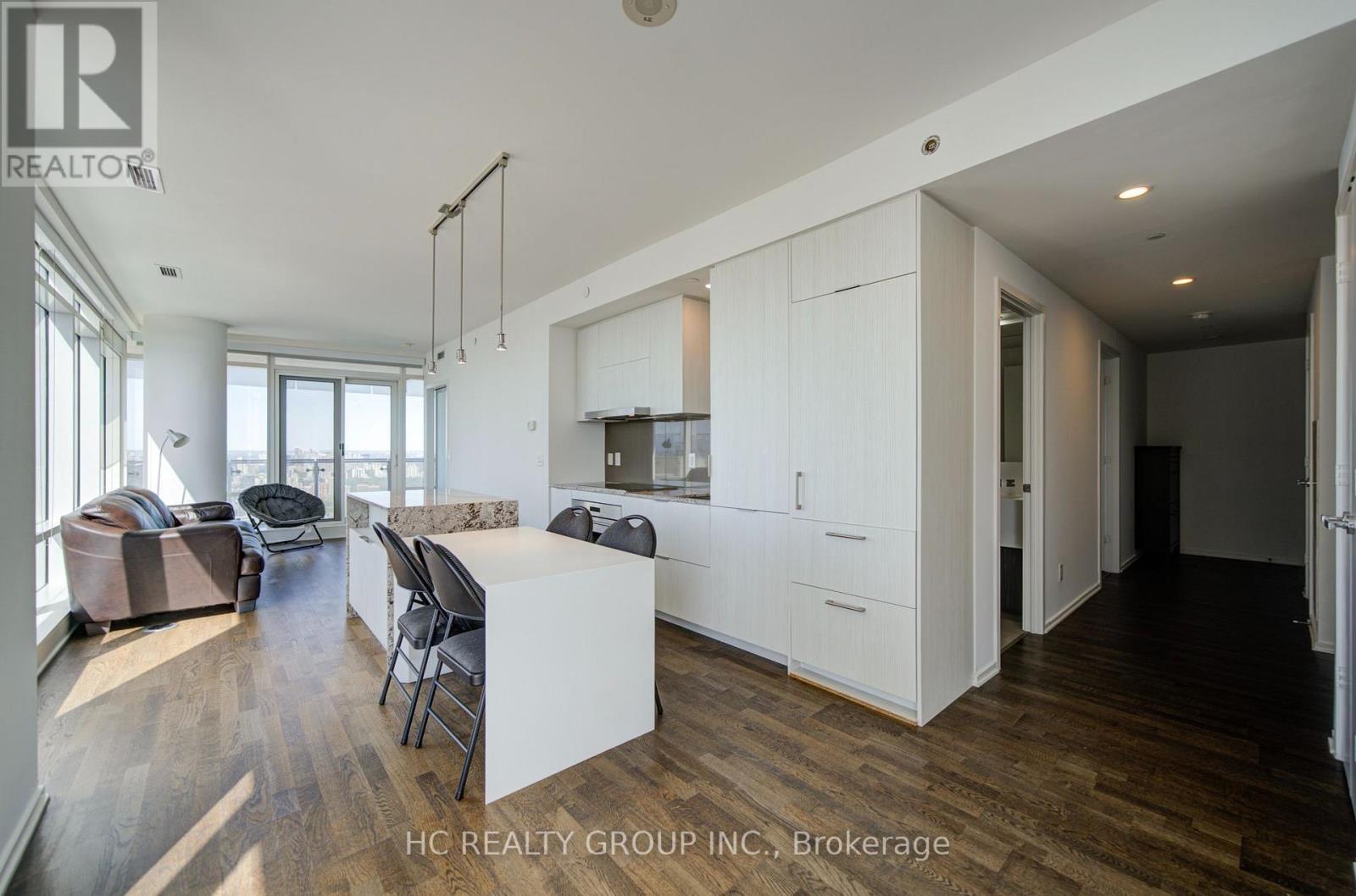 6209 - 1 Bloor Street E, Toronto, ON
