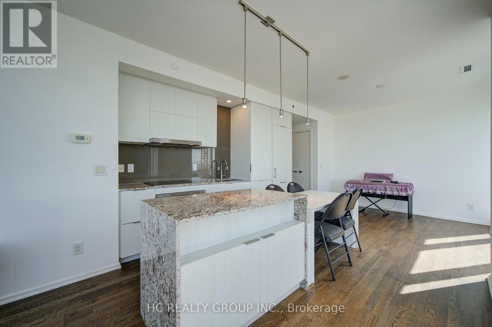 6209 - 1 Bloor Street E, Toronto, ON