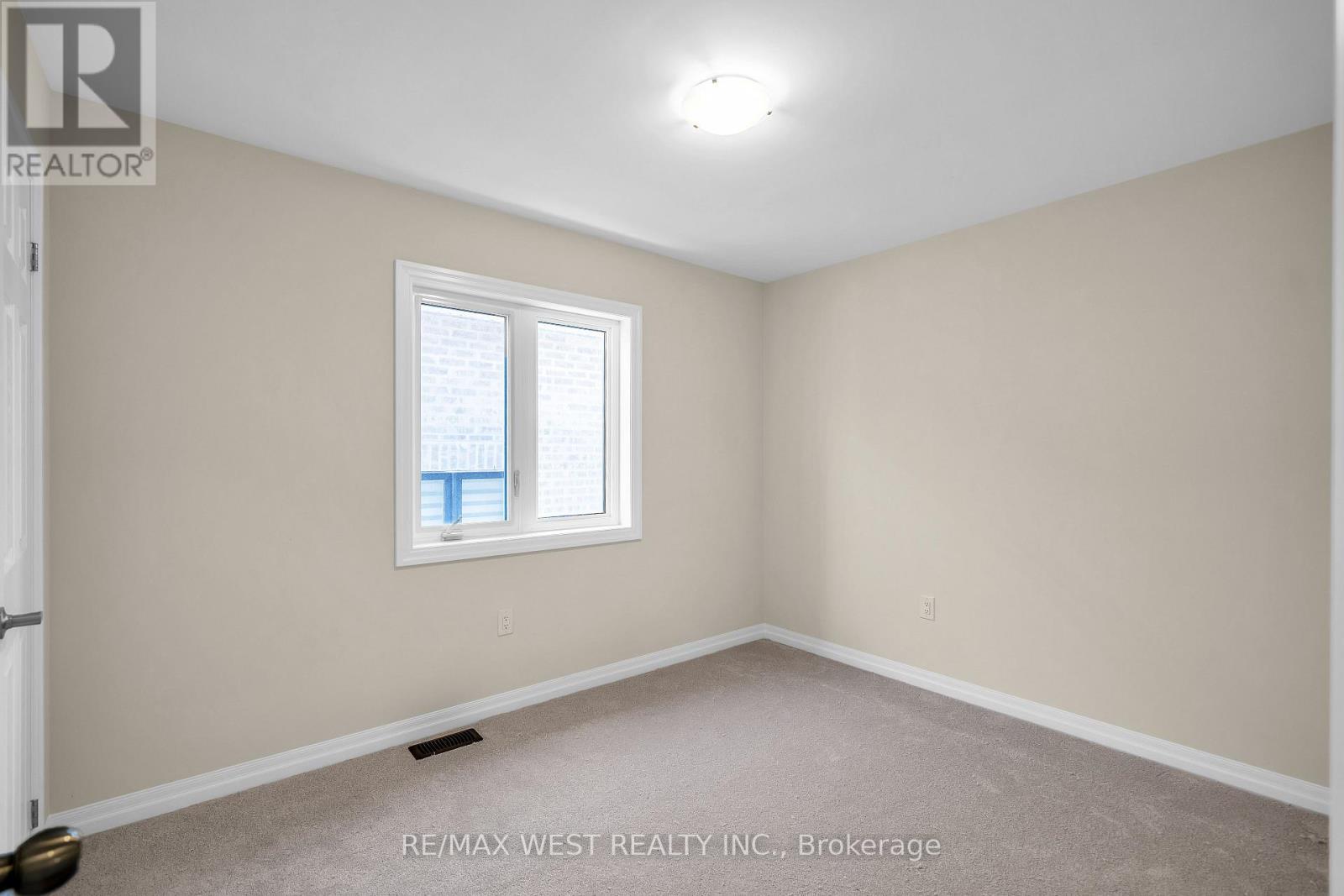 43 Ed Ewert Avenue, Clarington, ON