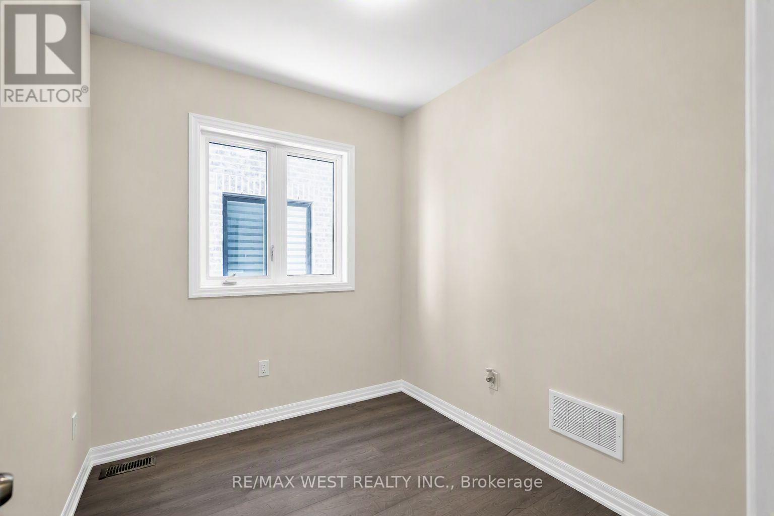 43 Ed Ewert Avenue, Clarington, ON