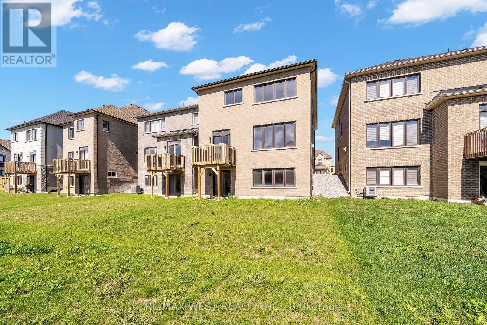 43 Ed Ewert Avenue, Clarington, ON