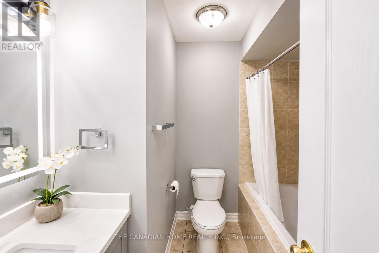 124 Tomabrook Crescent, Brampton, ON