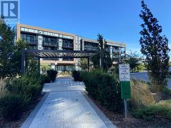 120 - 50 GEORGE BUTCHART DRIVE Toronto, ON M3K 0C9