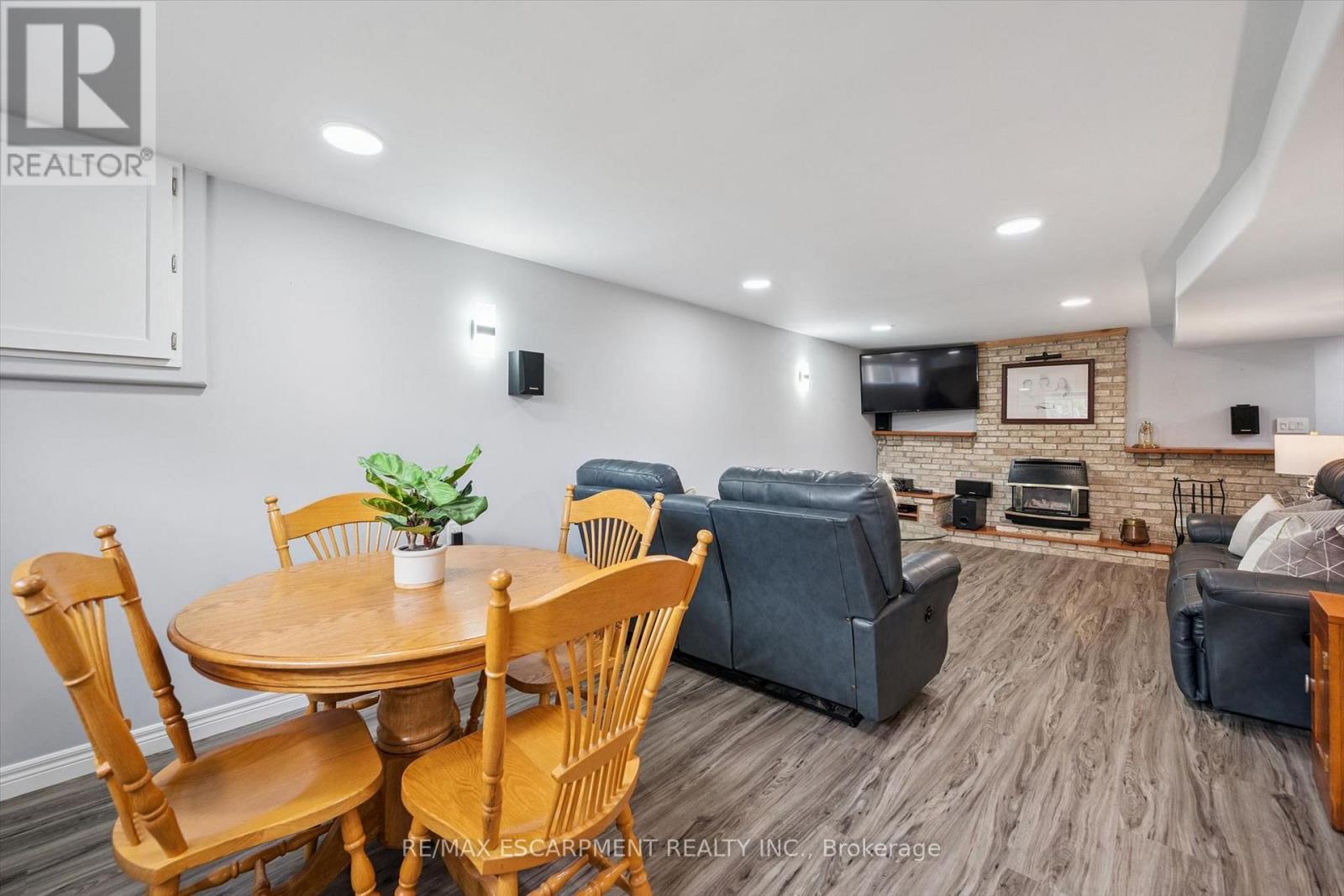 136 Woodlawn Avenue, Brantford, ON