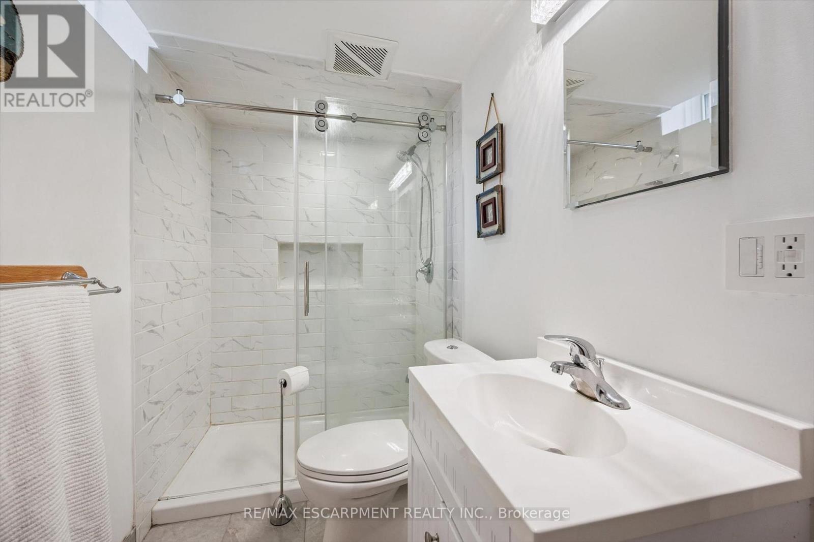 136 Woodlawn Avenue, Brantford, ON