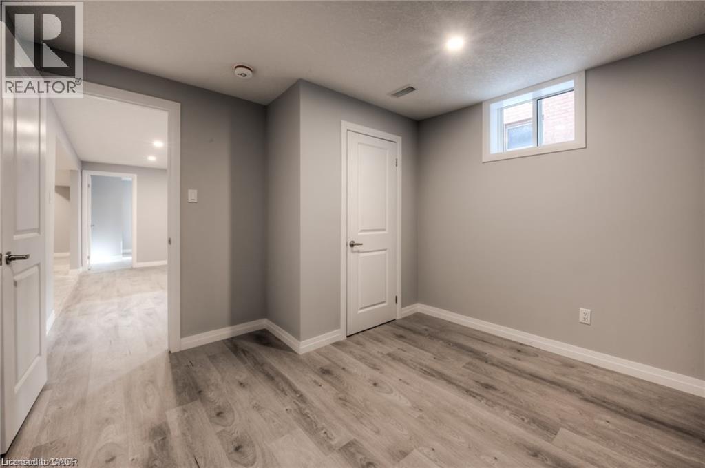 33 Ruskview Road Unit# Lower, Kitchener, ON