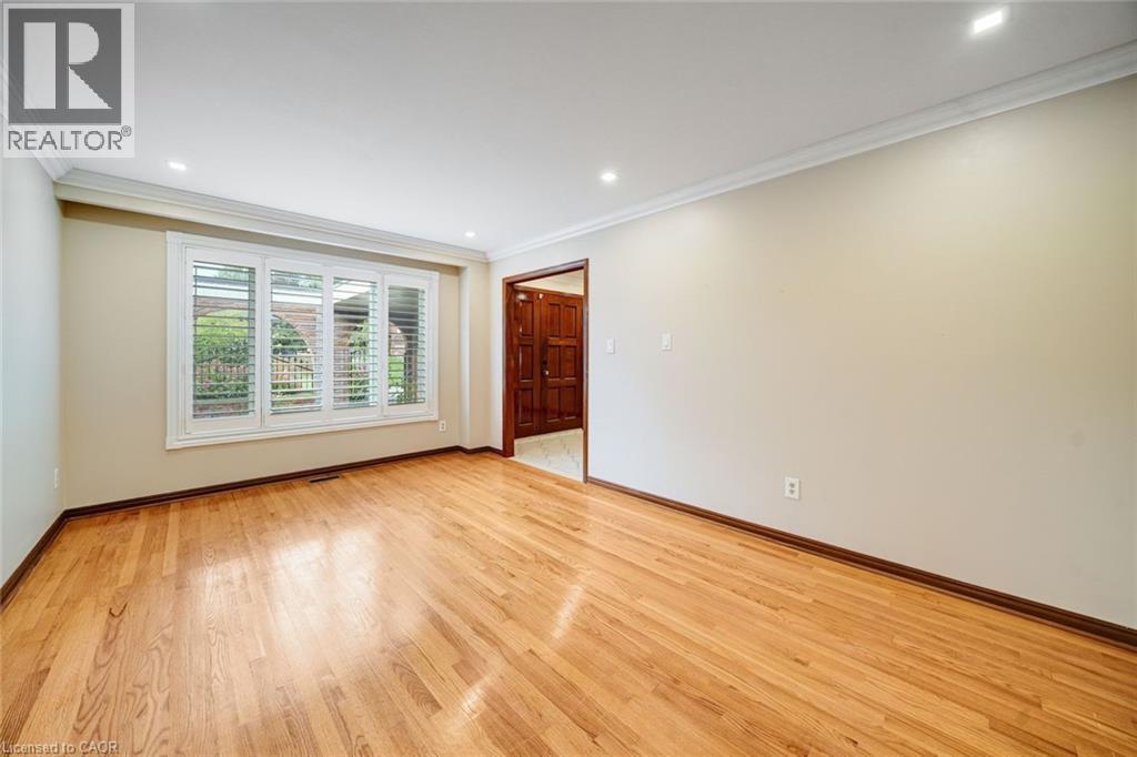 312 Huntingwood Drive, Oshawa, ON