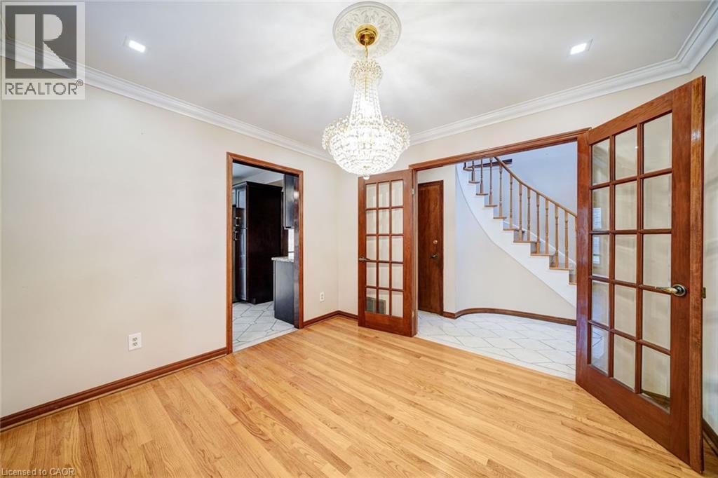 312 Huntingwood Drive, Oshawa, ON