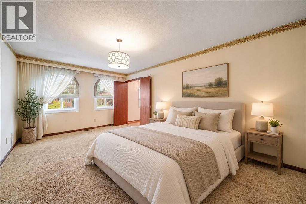 312 Huntingwood Drive, Oshawa, ON