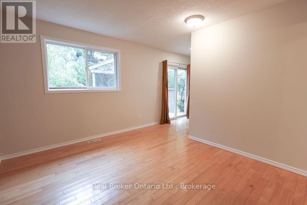 Master Bedroom - 342 Fleming Drive, London East (East D), ON