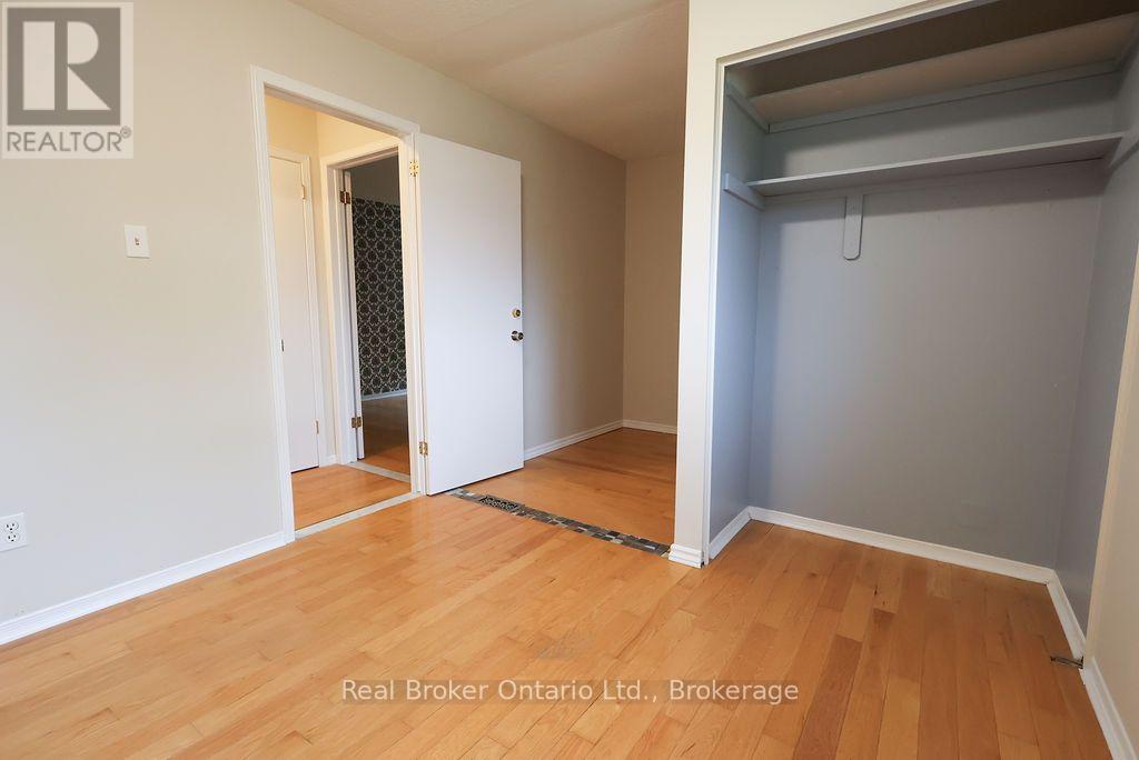 Main Floor Second Bedroom - 342 Fleming Drive, London East (East D), ON