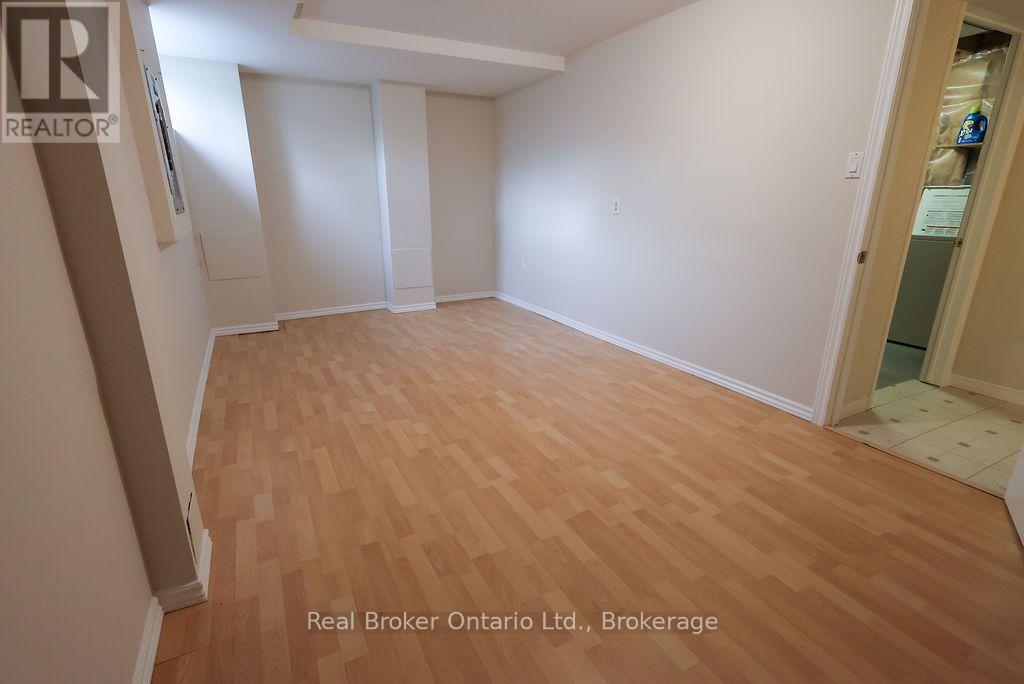 Basement Room 1 - 342 Fleming Drive, London East (East D), ON