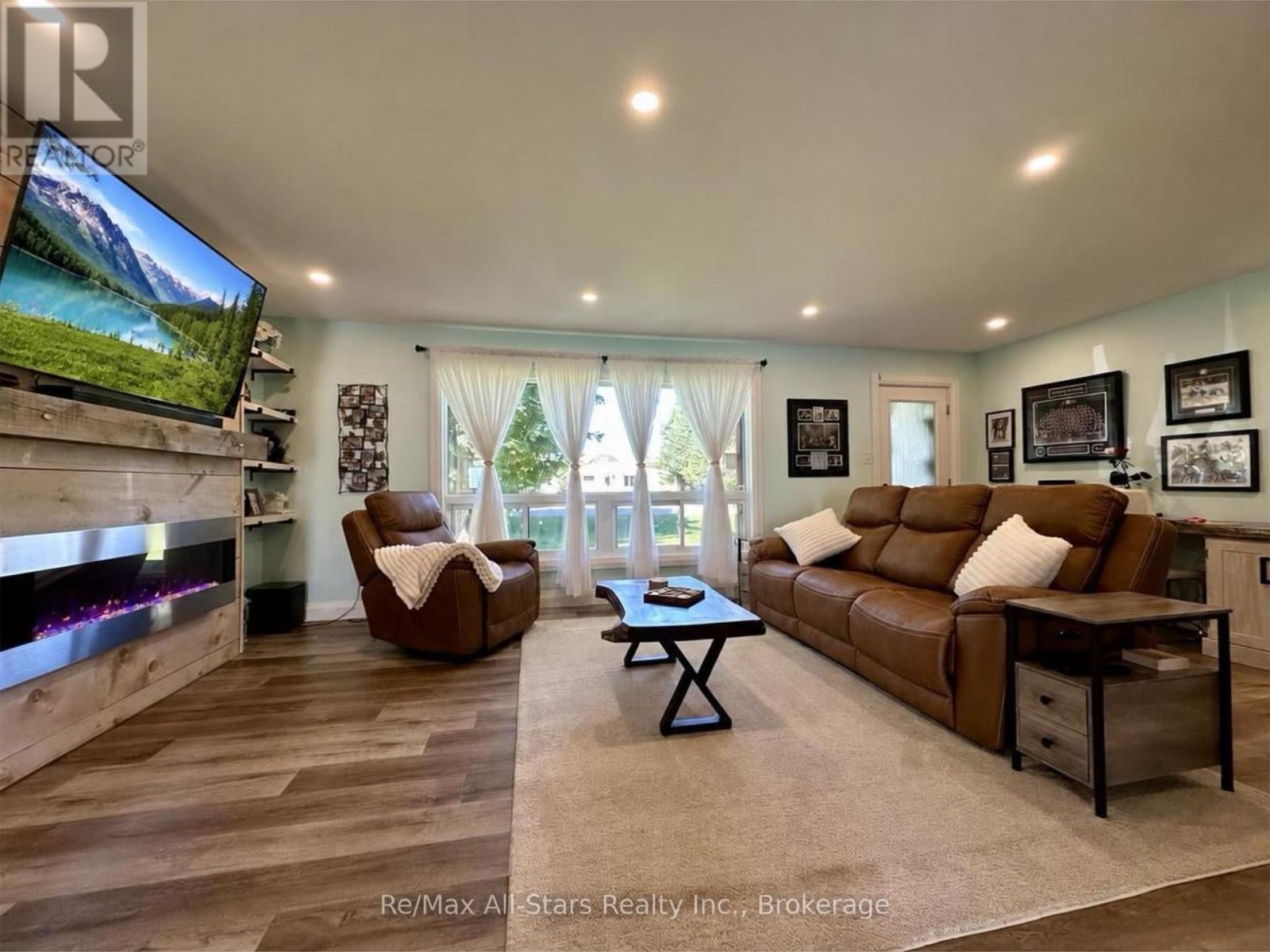 138 Alpine Lake Road, Trent Lakes, ON