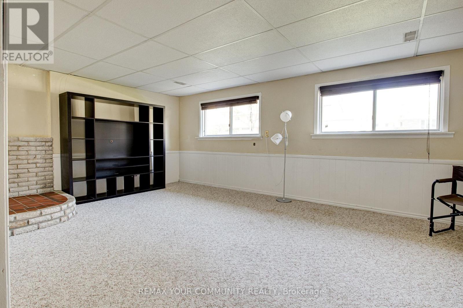 557 Glen Manor Boulevard, Waterloo, ON
