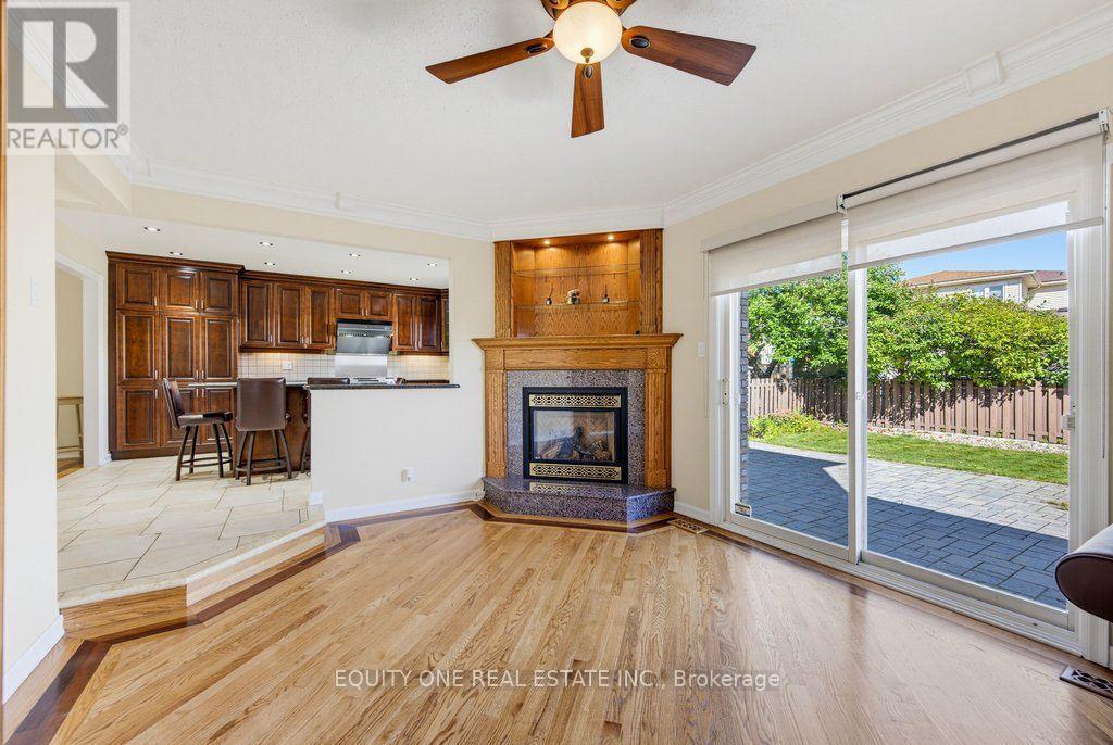 35 Ivylea Street, Ottawa, ON