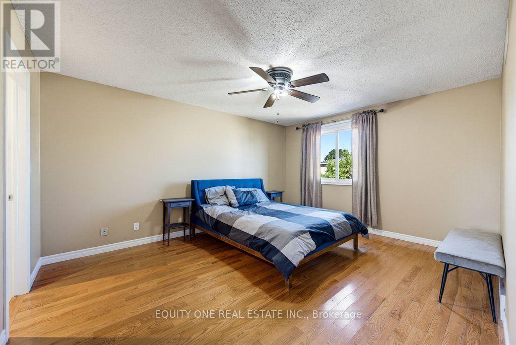 35 Ivylea Street, Ottawa, ON