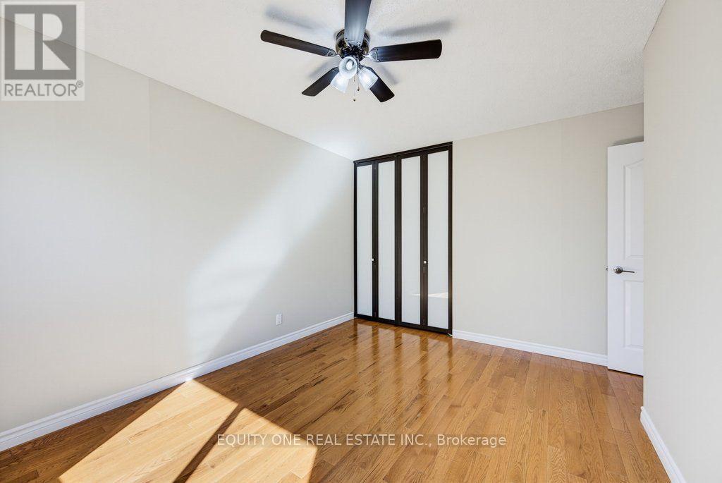 35 Ivylea Street, Ottawa, ON