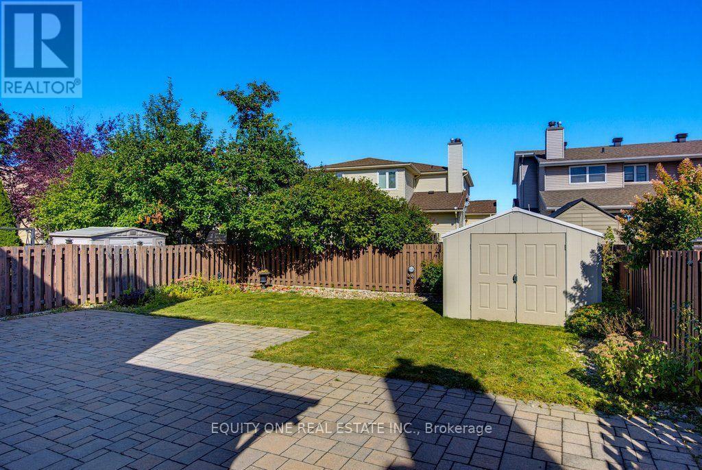 35 Ivylea Street, Ottawa, ON