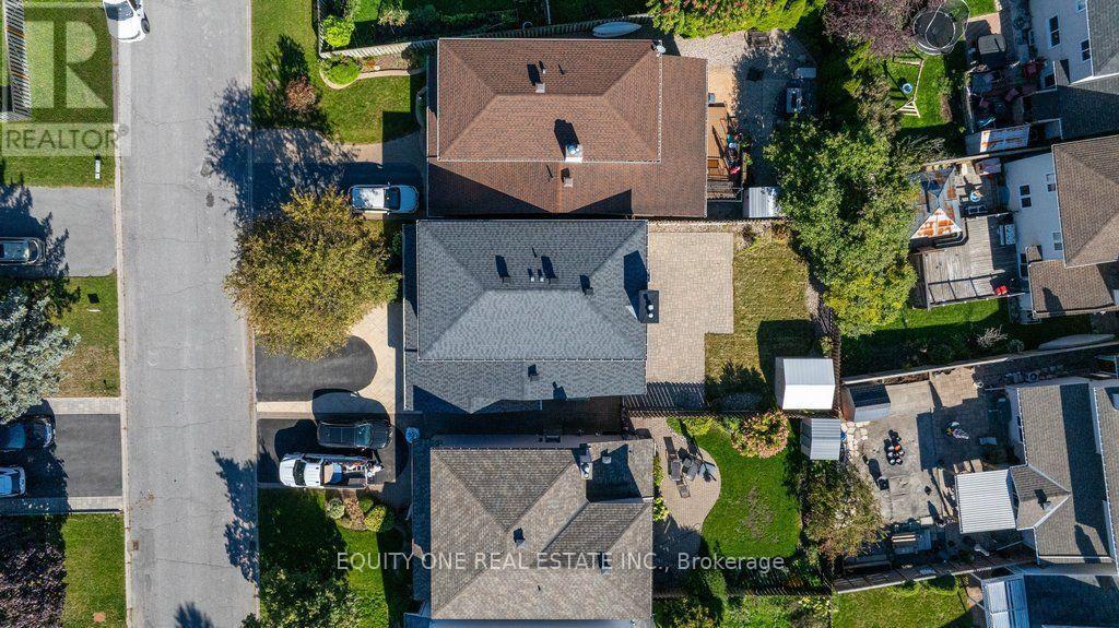 35 Ivylea Street, Ottawa, ON