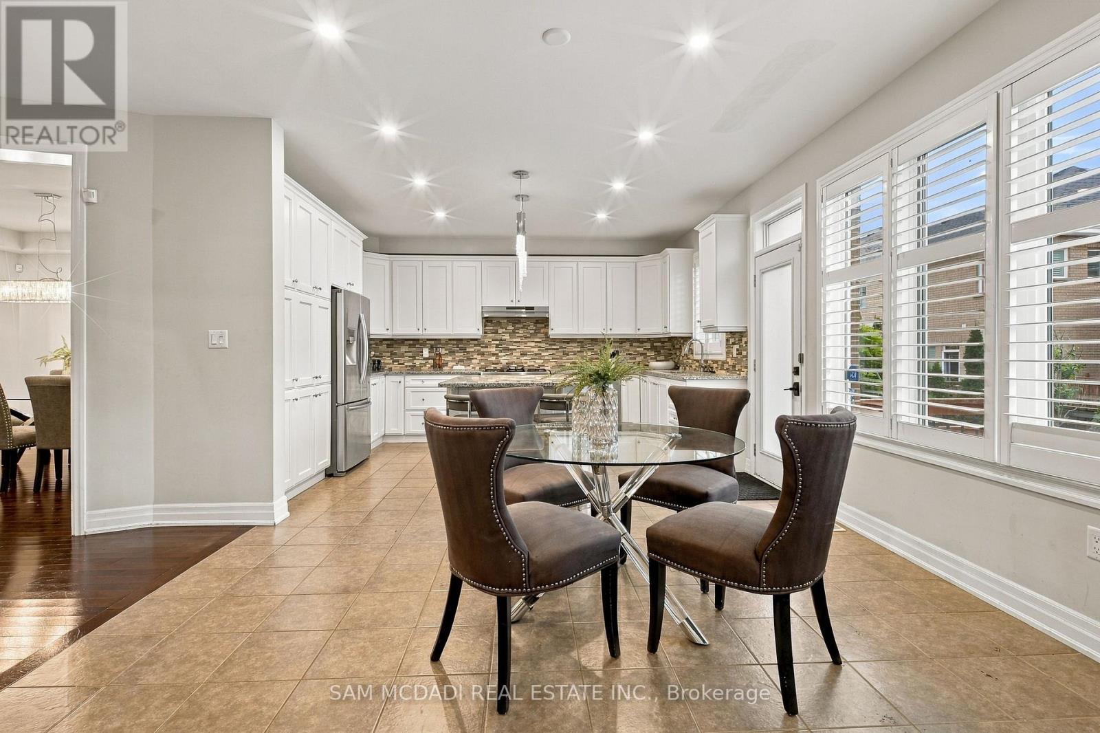 146 Mcwilliams Crescent, Oakville, ON