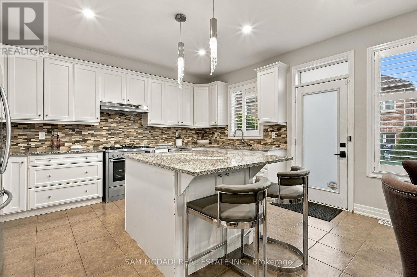 146 Mcwilliams Crescent, Oakville, ON