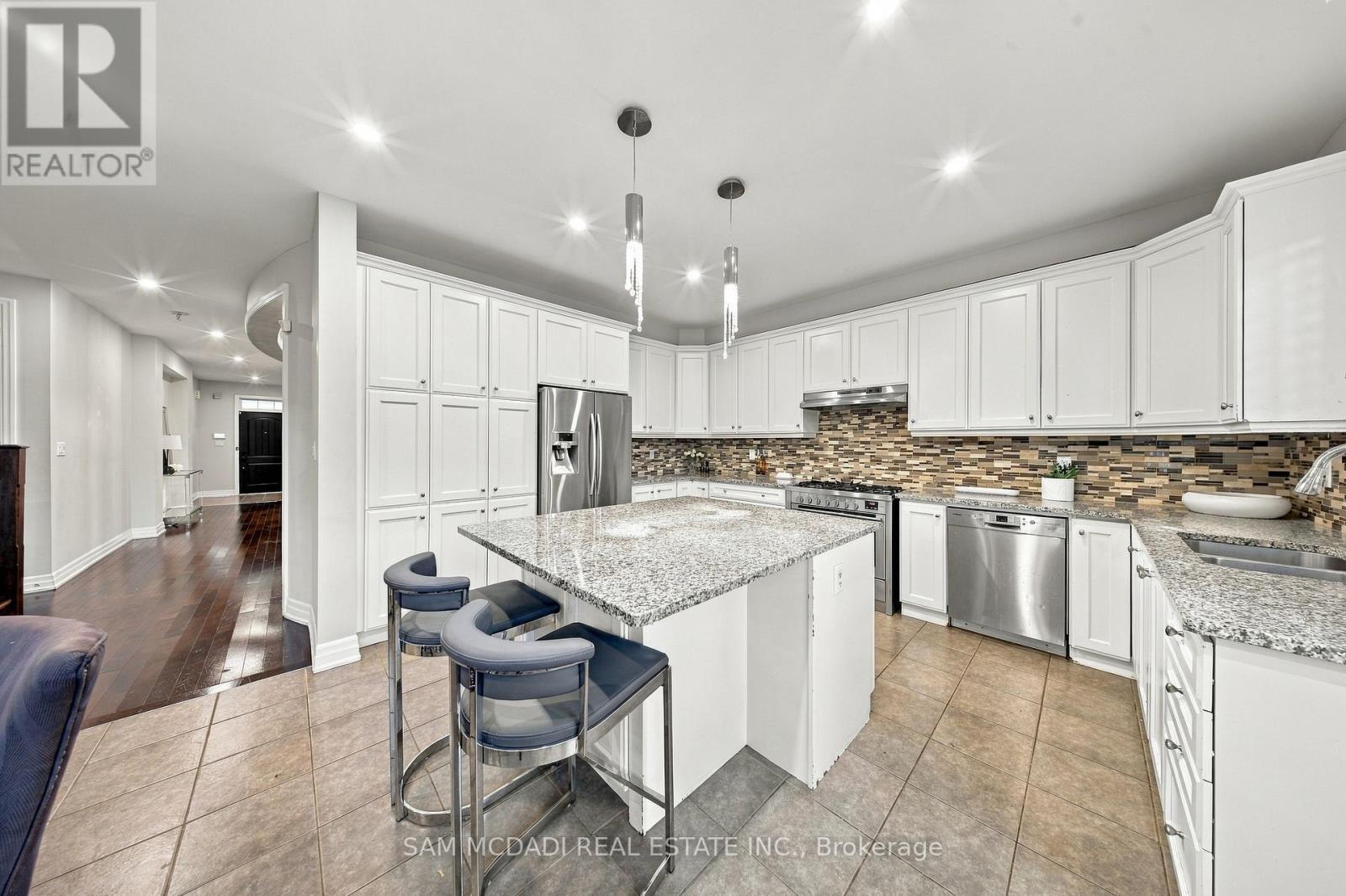 146 Mcwilliams Crescent, Oakville, ON