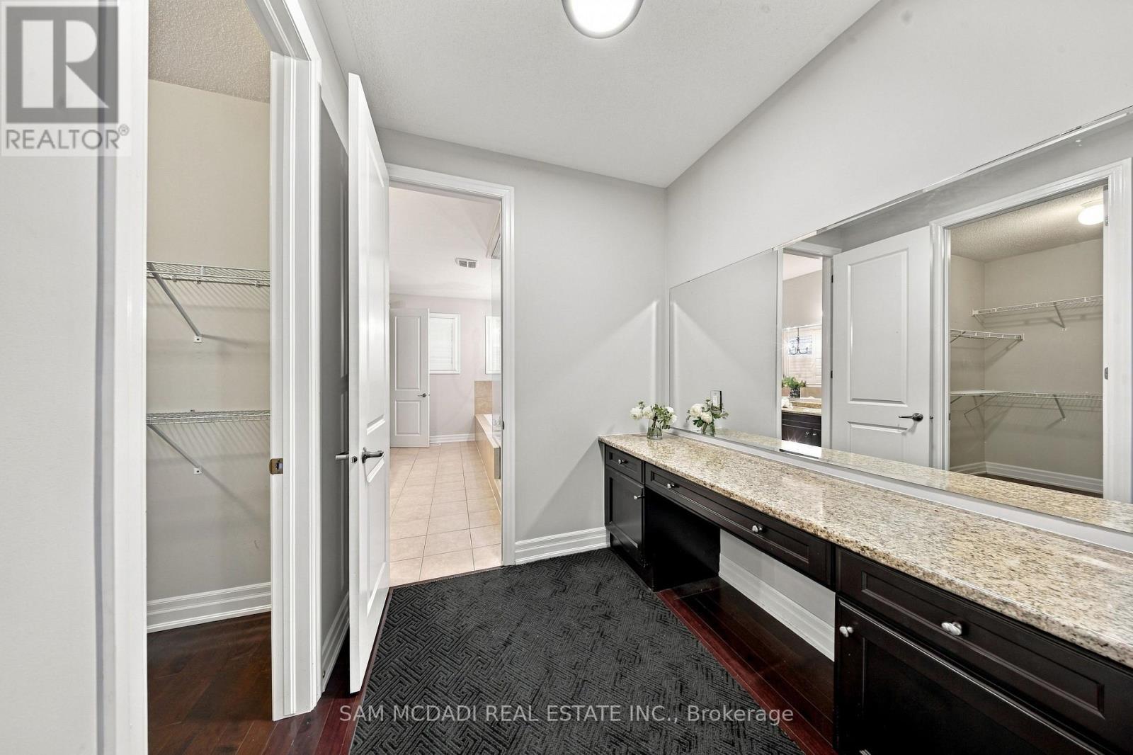 146 Mcwilliams Crescent, Oakville, ON