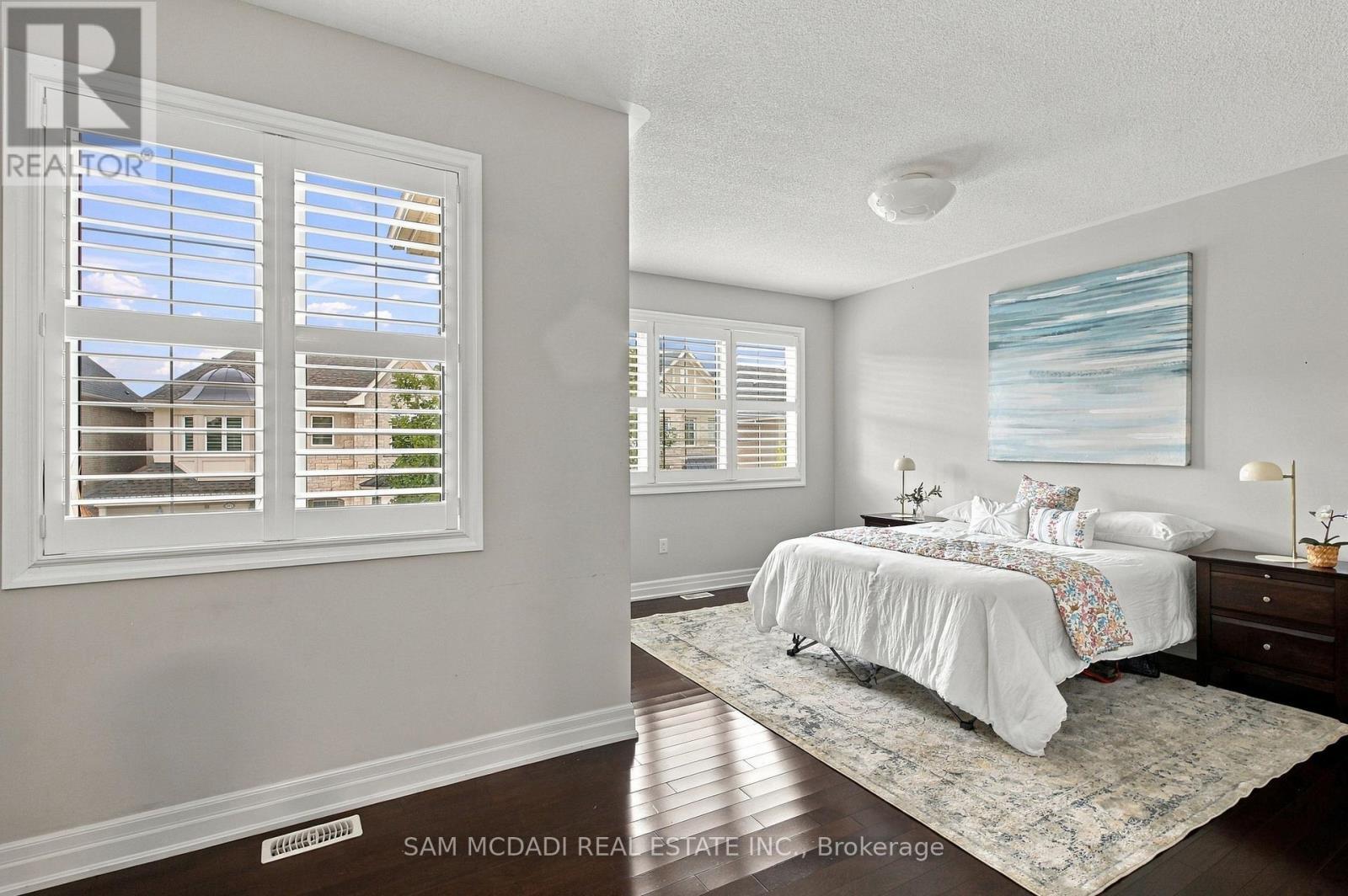 146 Mcwilliams Crescent, Oakville, ON