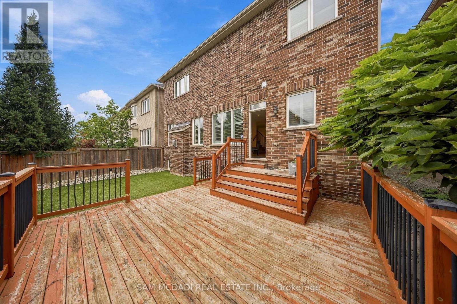 146 Mcwilliams Crescent, Oakville, ON
