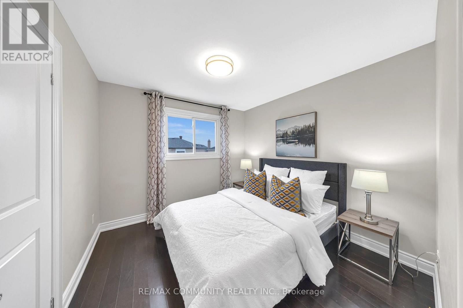43 Fieldwood Drive, Toronto, ON