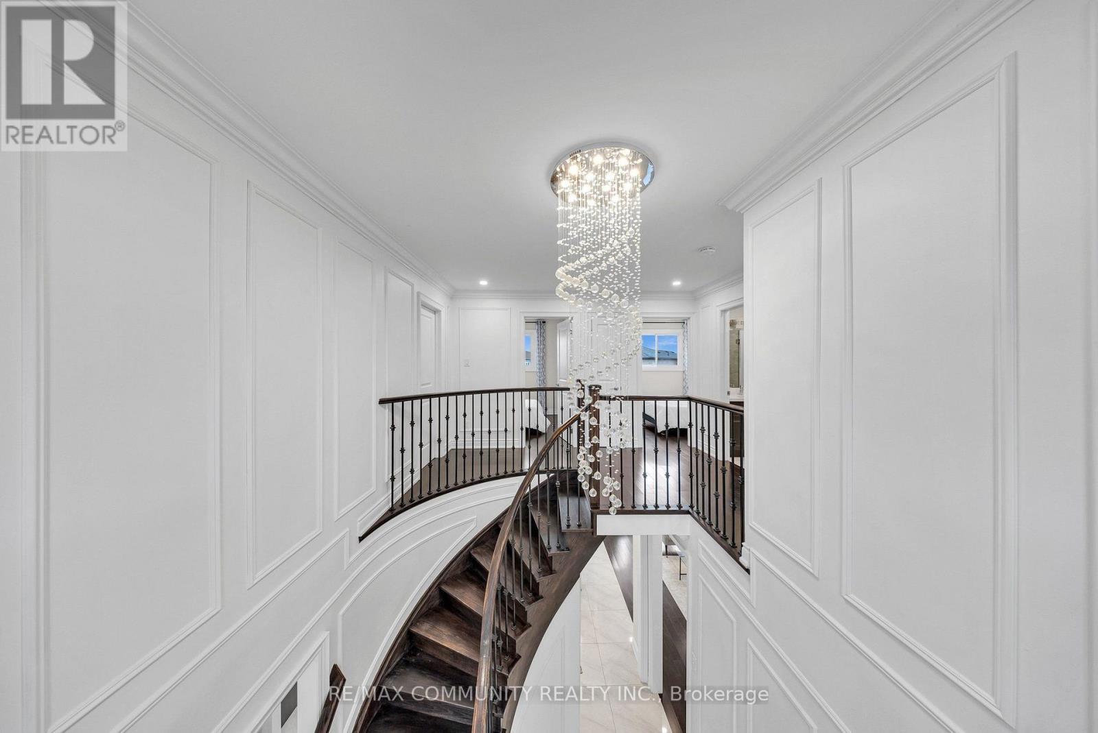 43 Fieldwood Drive, Toronto, ON