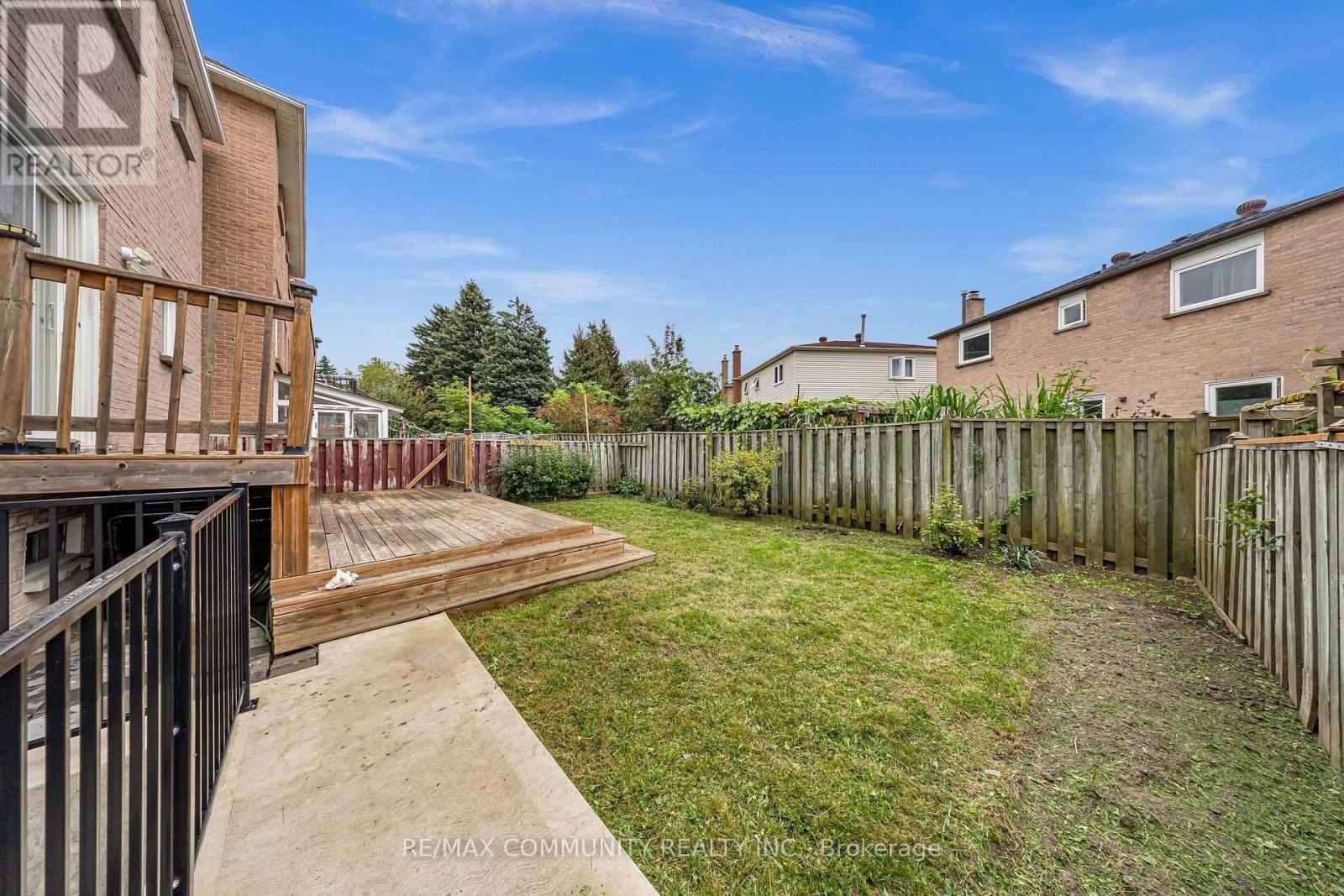 43 Fieldwood Drive, Toronto, ON