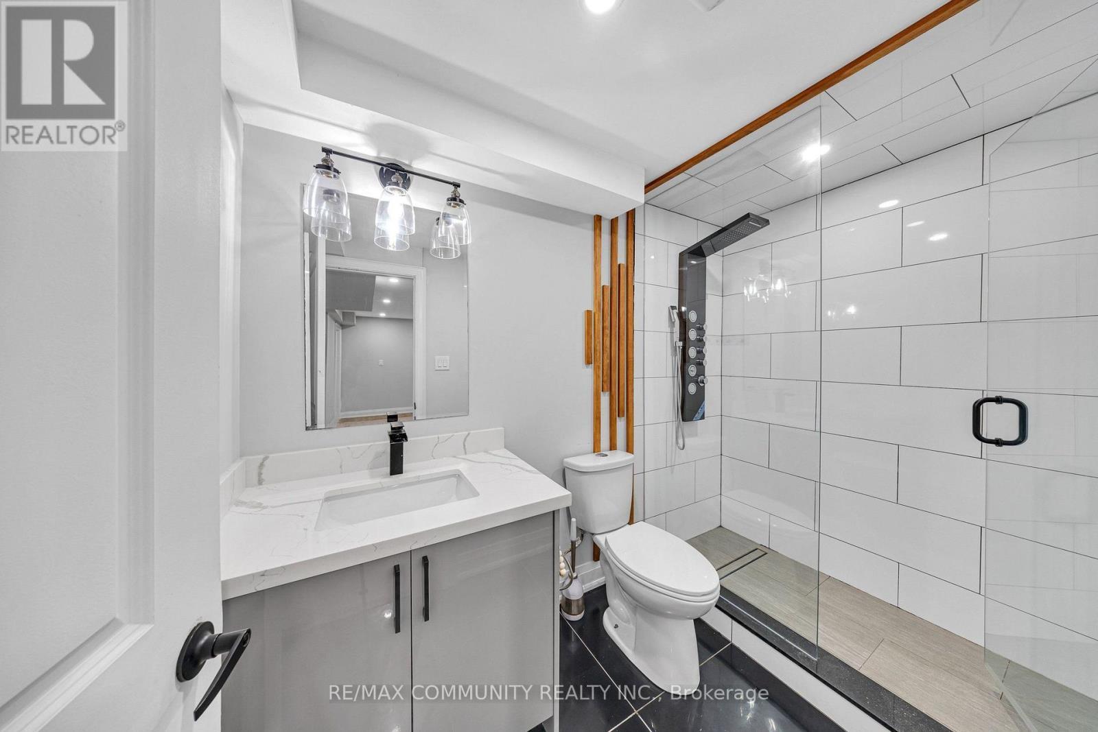 43 Fieldwood Drive, Toronto, ON