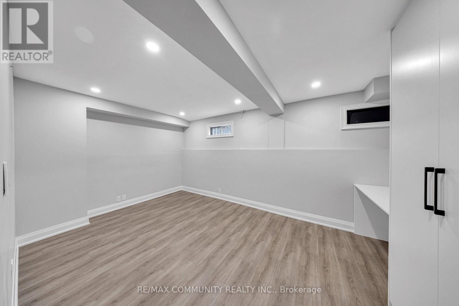 43 Fieldwood Drive, Toronto, ON