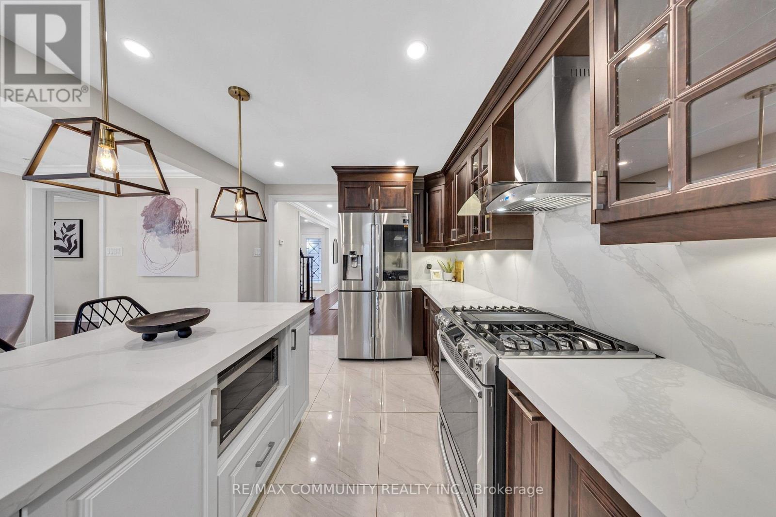 43 Fieldwood Drive, Toronto, ON