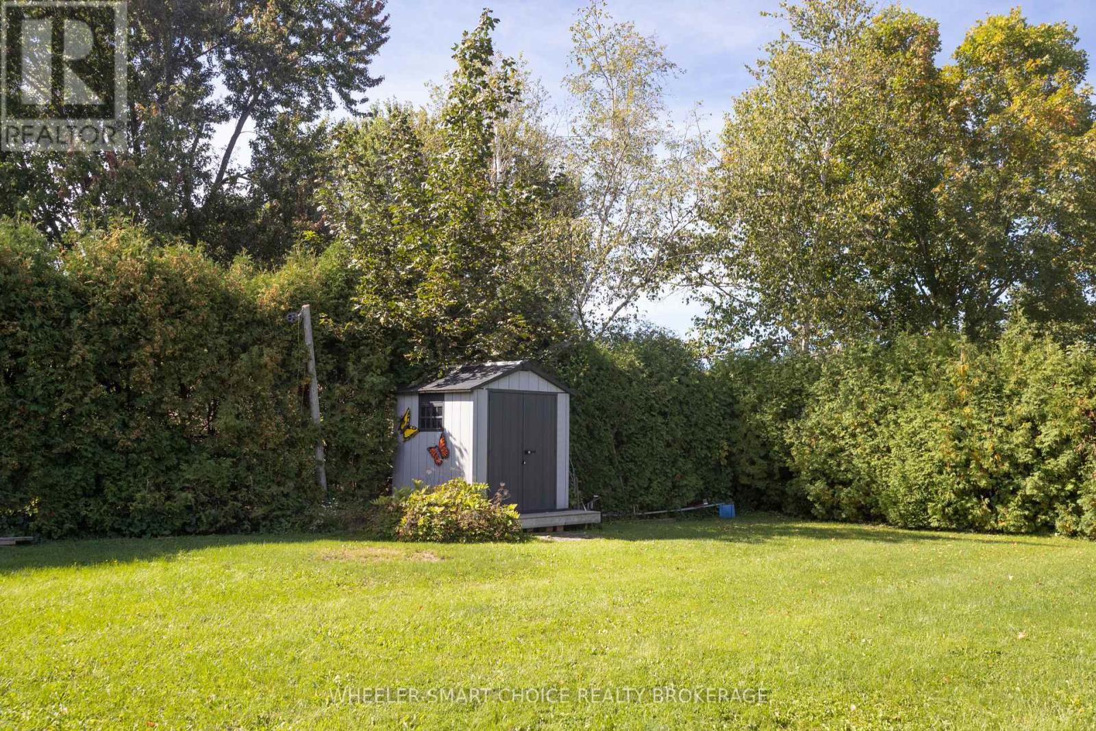 a cute shed tucked away in the back - 78 Maple Street, South Stormont, ON