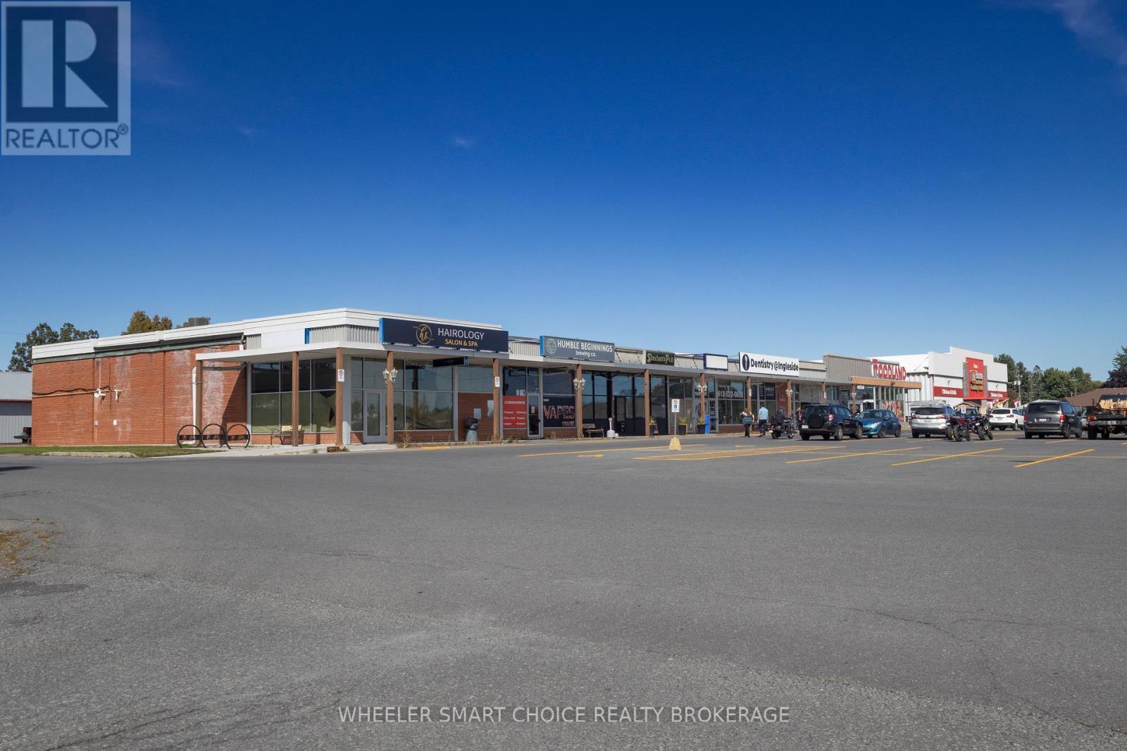 The Ingleside Plaza is just a few steps away - 78 Maple Street, South Stormont, ON
