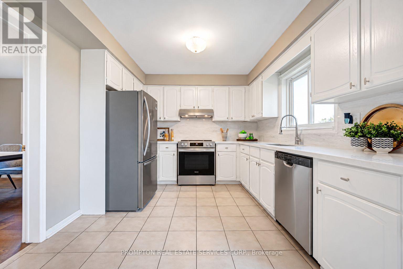 149 Revell Road, Newmarket, ON