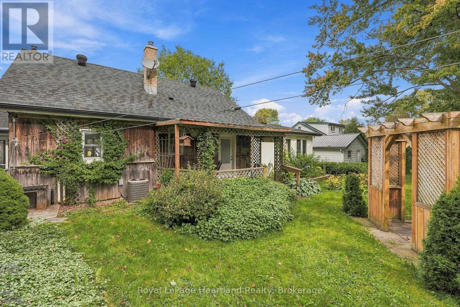 156 Queen Street S, Minto, ON