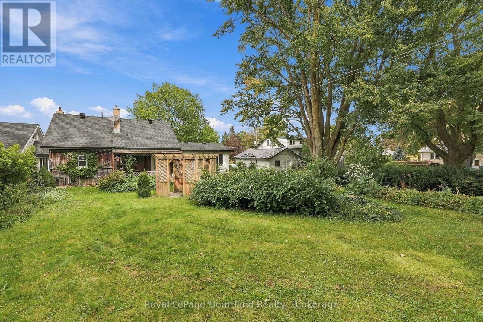 156 Queen Street S, Minto, ON
