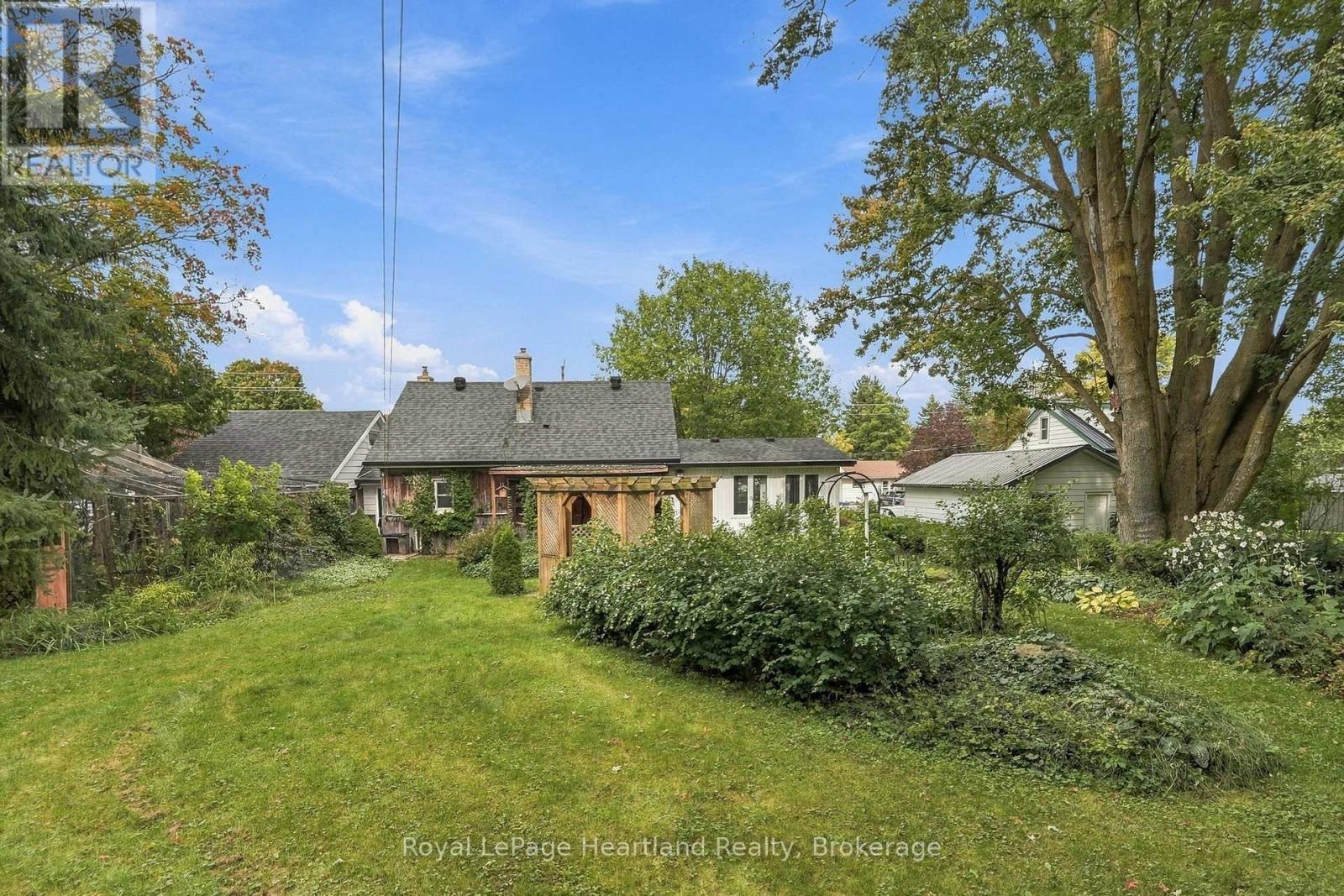 156 Queen Street S, Minto, ON
