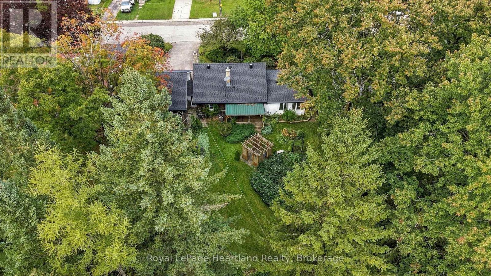156 Queen Street S, Minto, ON